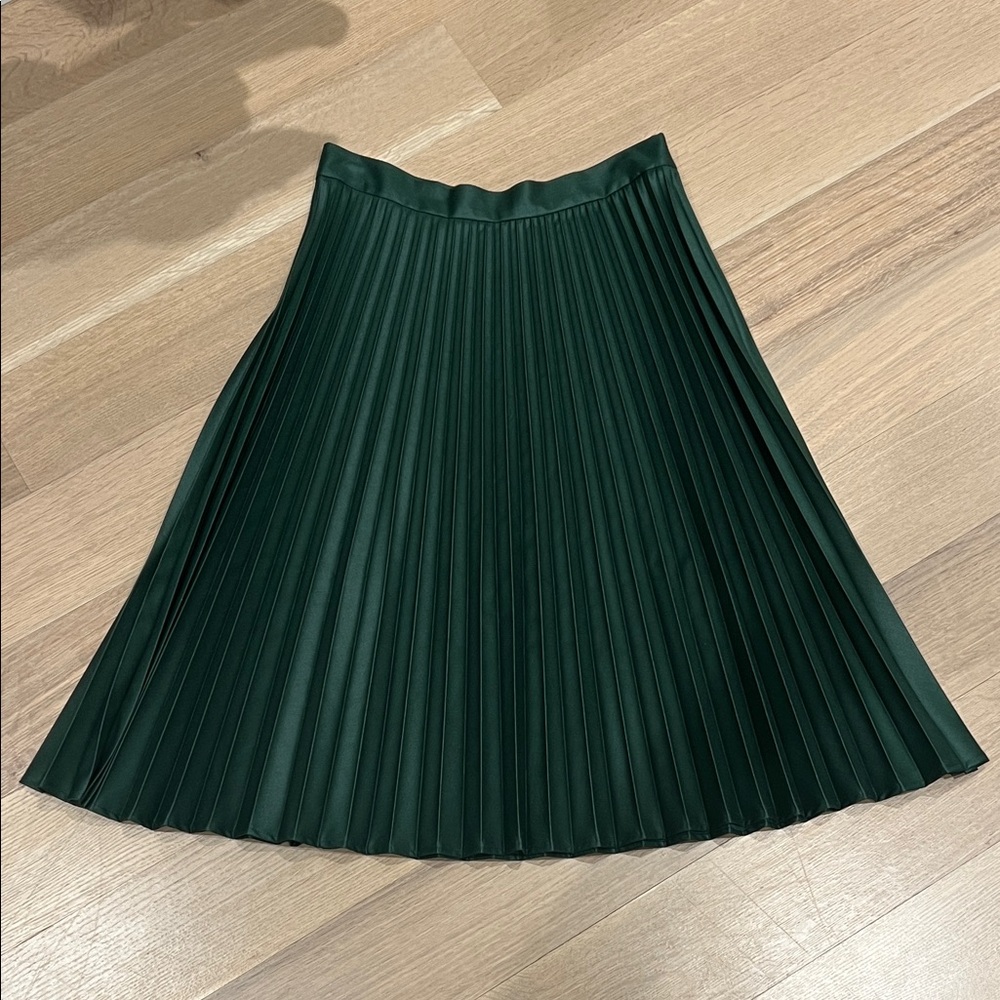 Zara Pleated A-Line midi Green Skirt